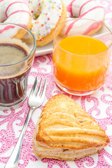 tablee with donuts and brioche breakfast