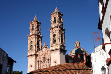 Fototapeta premium Santa Prisca de Taxco, main representation of the New Spanish baroque, Taxco, Mexico