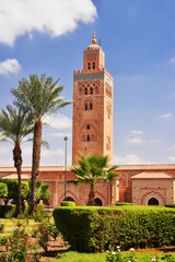 Fototapeta premium Koutoubia Mosque in the southwest medina quarter of Marrakesh