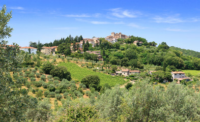 Fototapeta na wymiar Village perché en Toscane