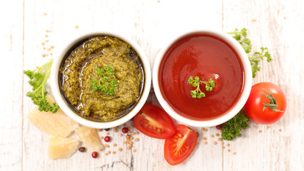 pesto sauce and ketchup or tomato sauce