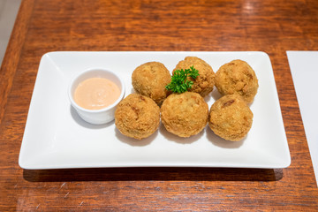 Clams cheese ball bake cooked