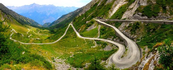 Strada Sterrata del Colle delle Finestre