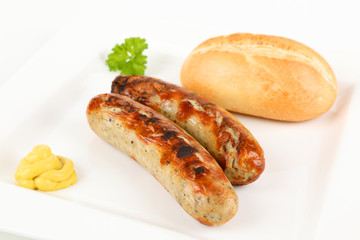 Bratwurst mit Brötchen