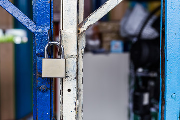 master key for lock the door