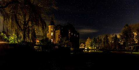 Burg Satzvey at night © HDmedien
