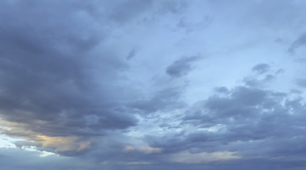 Naklejka na ściany i meble Clouds at Sunset