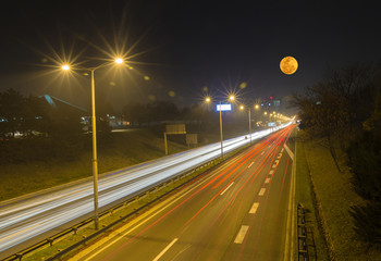 Fototapeta na wymiar Highway in Belgrade with the beautiful moon