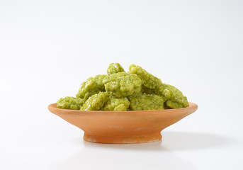 bowl of wasabi crackers