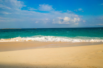 Fototapeta na wymiar Carribbean sea shore
