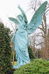 Fototapeta premium Engel auf Friedhof