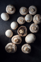 Raw champignons background
