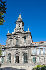 Fototapeta na wymiar Trinity church in Porto