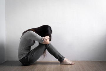 depression woman sit on floor - obrazy, fototapety, plakaty