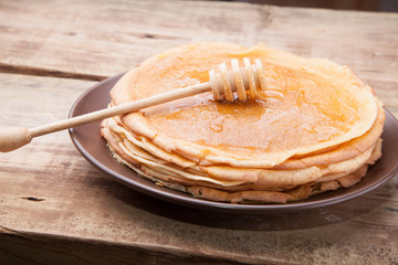 Crepes with honey