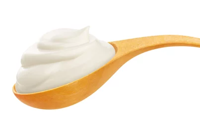 Crédence de cuisine en verre imprimé Produits laitiers Sour cream in spoon isolated on white background