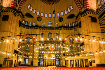 Obraz premium Interior of the Suleymaniye Mosque. Istanbul, Turkey