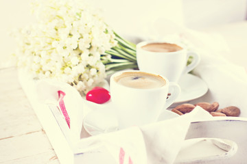 Obraz na płótnie Canvas espresso, heart and bouquet of flowers