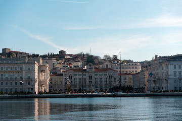 Passeggiando lungo le rive di Trieste