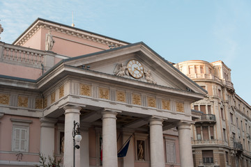 Imbrunire sui palazzi di Trieste