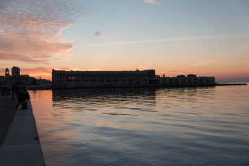 Tramonto infuocato sul golfo di Trieste