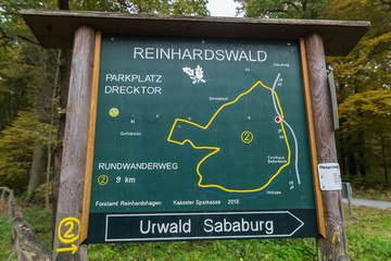 Hinweisschilder Urwald Sababurg