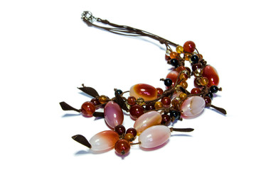 Many fashionable women's jewelry