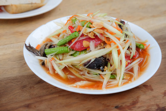 Thai papaya salad hot and spicy