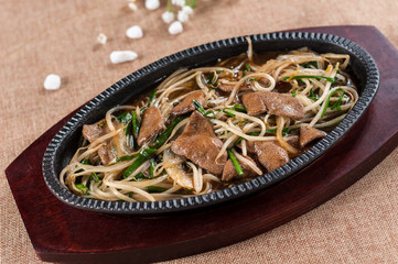 Liver fried bean sprouts