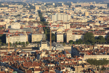 Vue panoramique depuis la colline de Notre-Dame de Fourvière. Lyon / Panoramic view from Viewpoint of Notre Dame de Fourvière hill. Lyon.