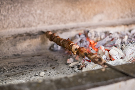 A Special shish kebab which name is Küşleme on wood fire barbecu in a famous local kebab restaurant in Gaziantep, Turkey