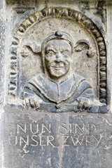 Nördlingen, Narrenspiegel am Rathaus