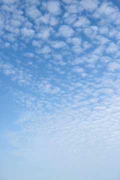 Fototapeta chmury na niebie
