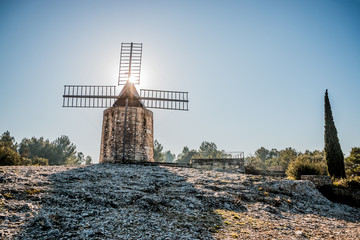 Le moulin Saint-Pierre d'Alphonse Daudet