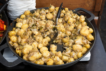 Cibo da strada a Praga, gnocchi in padella