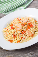 shrimp garlic pasta