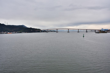 フェリーから見た児島湾大橋(2017年1月)