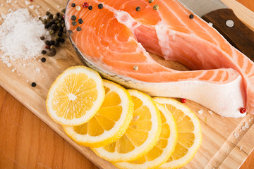 Salmon fillet with rosemary and lemon