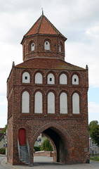 Ostansicht des Rostocker Tores in Ribnitz-Damgarten © aro49