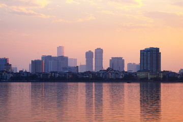 Fototapeta premium Sunset on West lake (Ho Tay), Hanoi, Vietnam