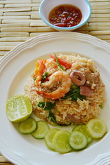fried rice shrimp and pork with chili fish sauce