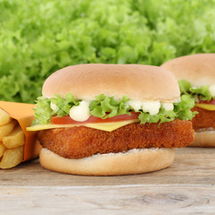 Fischburger Fisch Burger Backfisch Hamburger und Pommes Frites