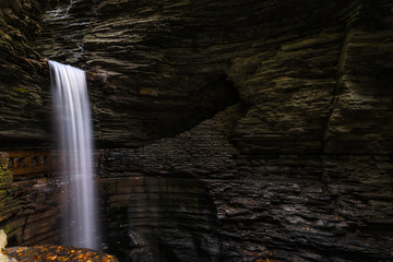 Cavern Cascade waterfall in Watkins Glen 