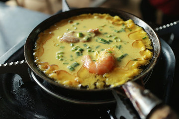 Vietnamese omelette