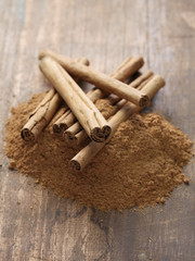 ceylon cinnamon sticks and powder