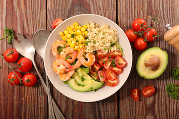 vegetable salad and shrimp