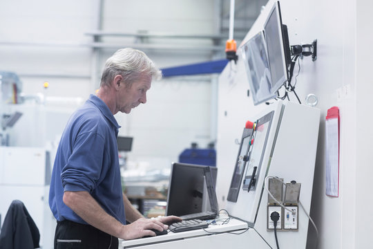 Engineer working in engineering plant