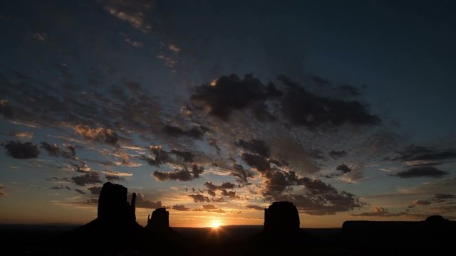 Monument Valley Sunrise Time Lapse 08