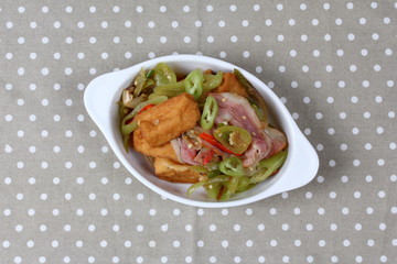 Fried green pepper with tofu and becon