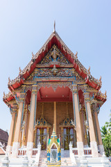 Naklejka premium Thai temple vertical